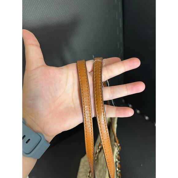 MICHAEL KORS HARPER VANILLA WHITE PVC CHAIN TOTE HAND BAG PURSE Gold Trim Nice - Picture 4 of 13